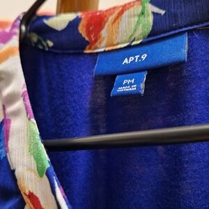 Apt. 9 Blue Floral Tops PM Size